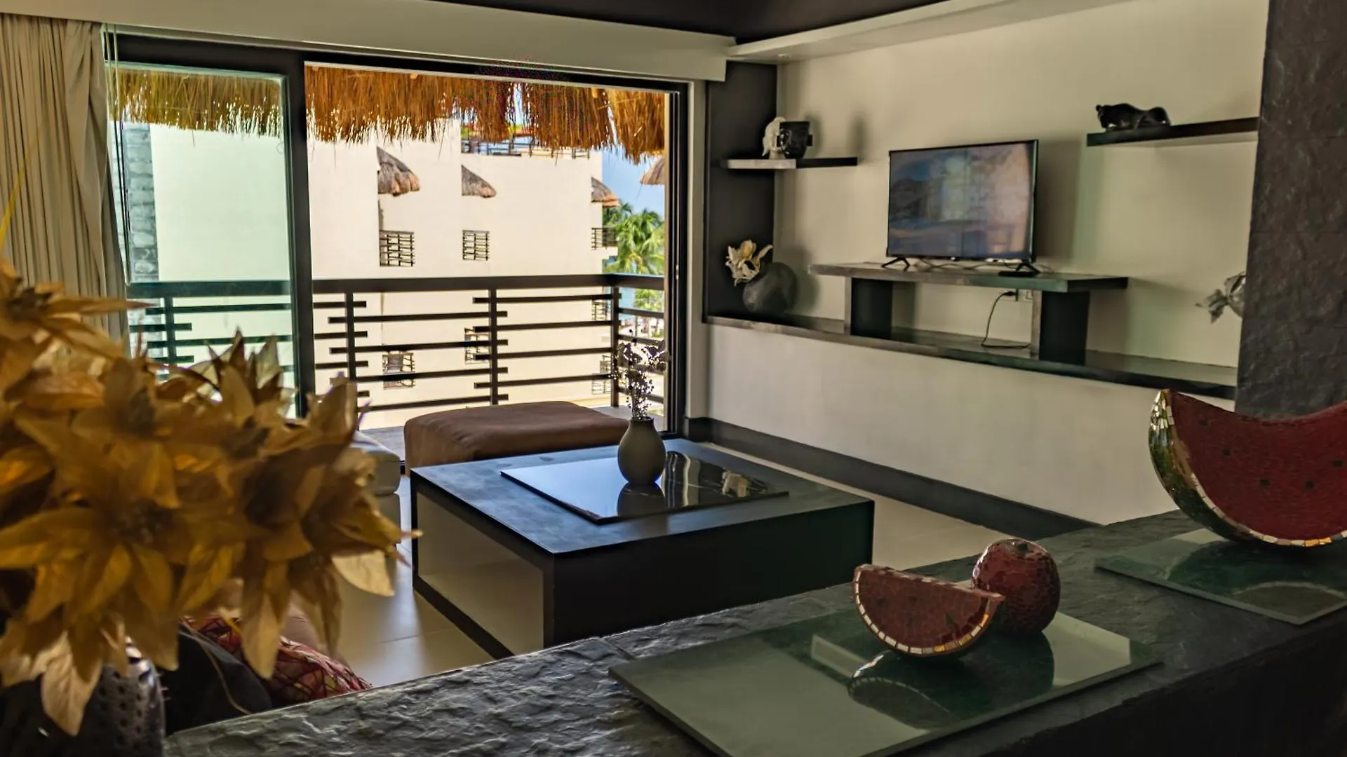 Aldea Thai By Smart location